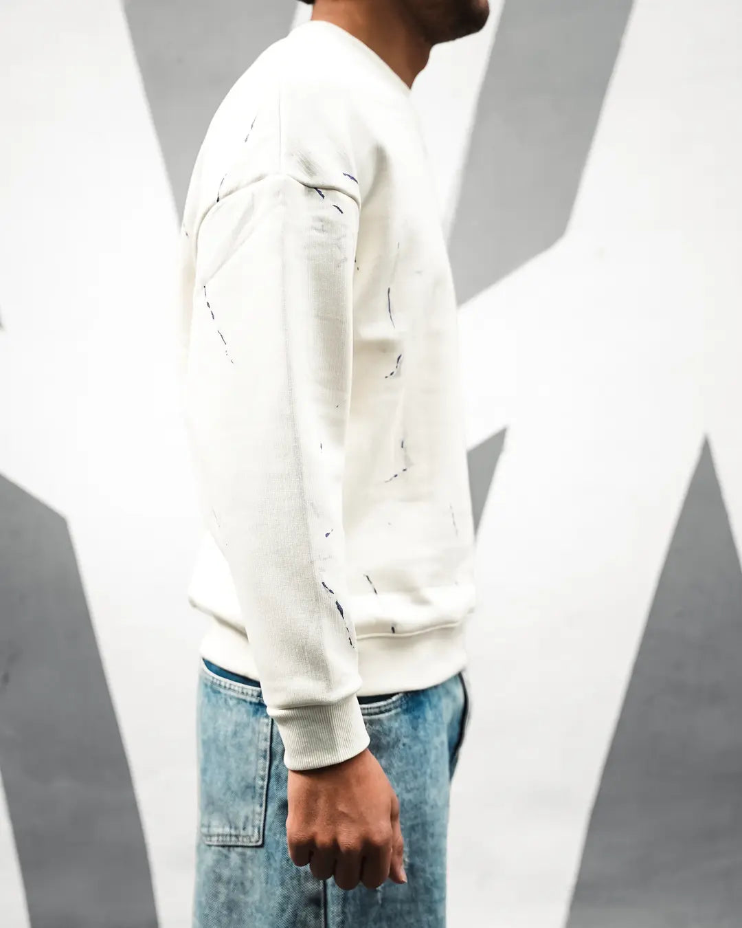 Creamyse Off White Sweatshirt - Unseen Fit
