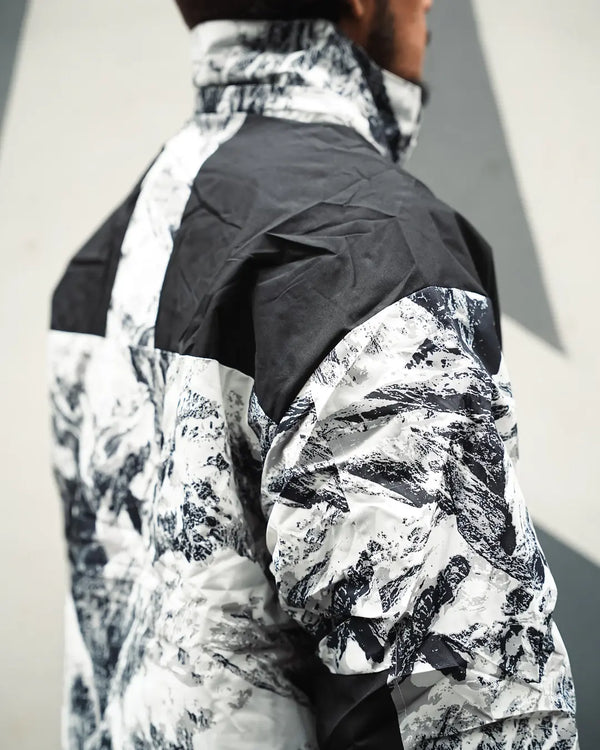 Snowy White Jacket - Unseen Fit