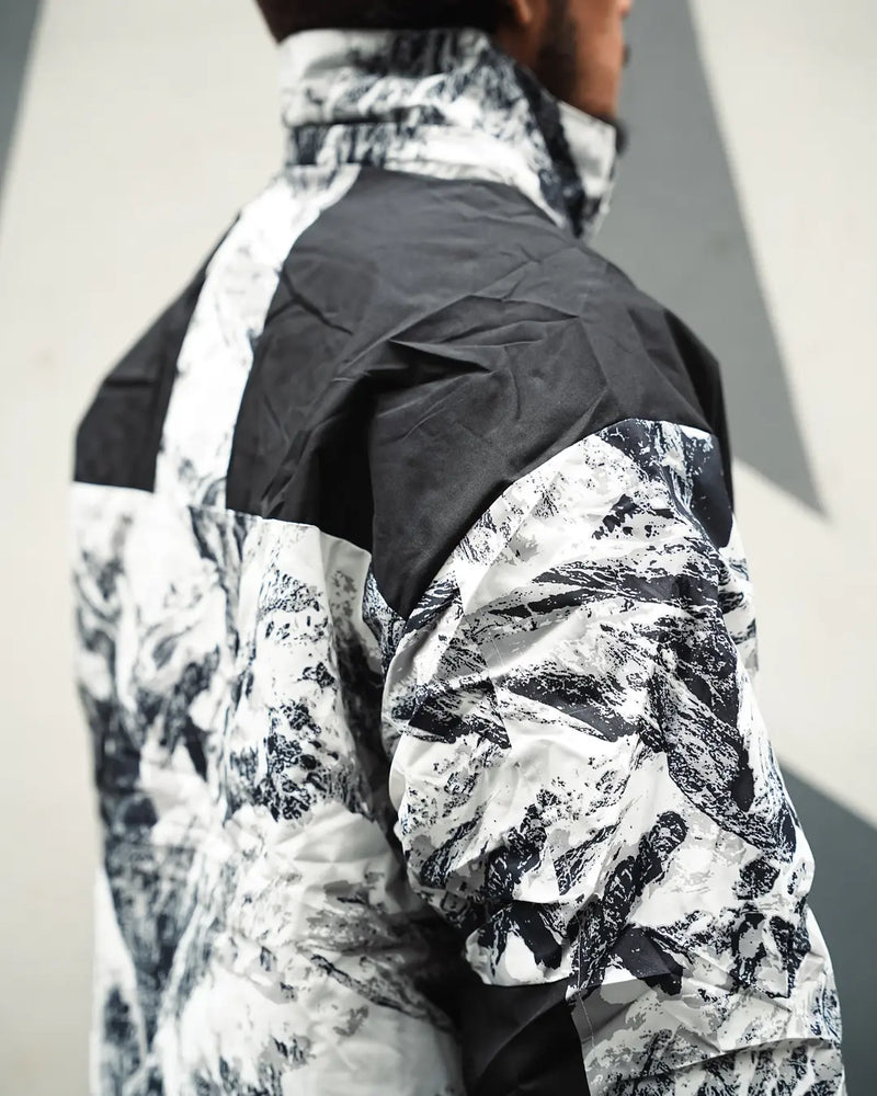 Snowy White Jacket - Unseen Fit