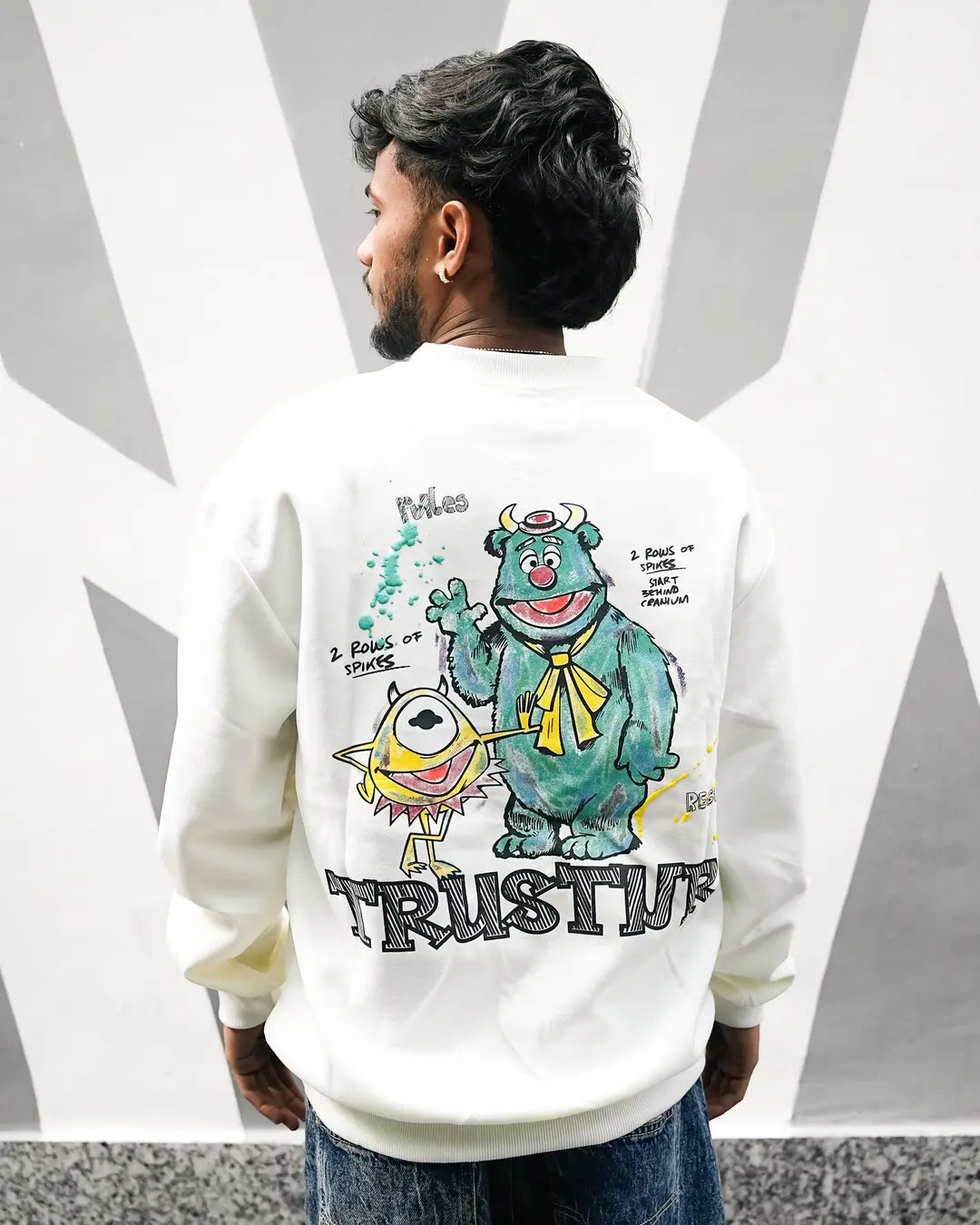 Trustur Sweatshirt - Unseen Fit